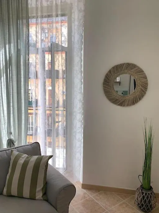 Appartamento: La Maison Verte Neapel 0*,